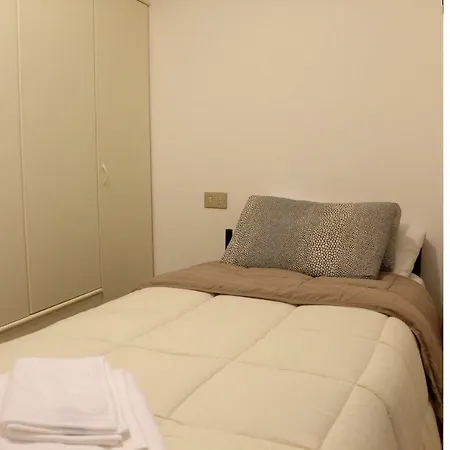 Apartment Via Venezia - 2 *